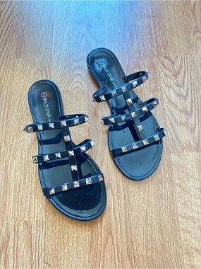 Wild Diva Black Rock Stud Triple-Strap Jelly Slides